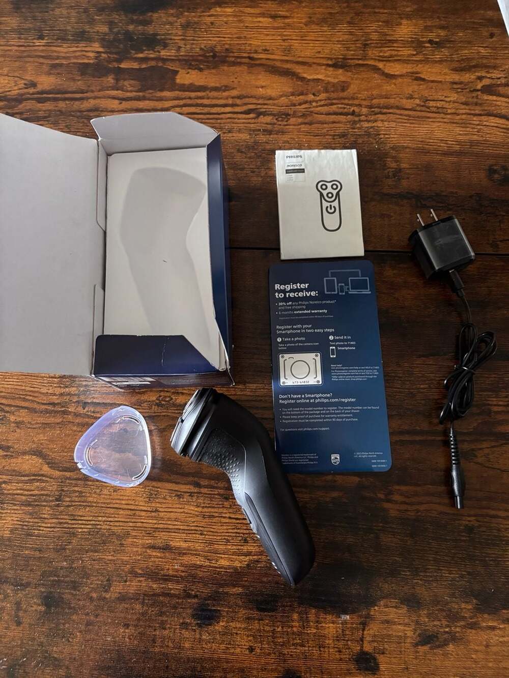 Philips Norelco 2000 Series Shaver 2400 Wet & Dry Electric Shaver